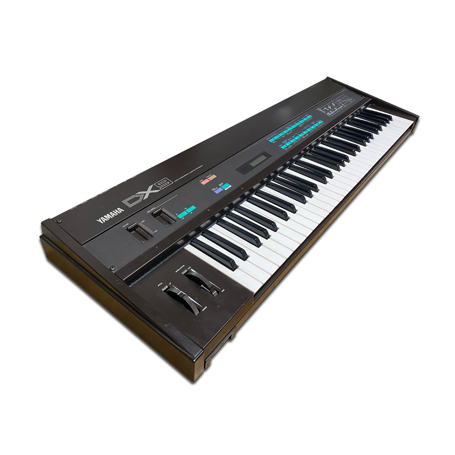 Yamaha DX9 シンセサイザー YamahaDX9AngleBrianBerry_1200x