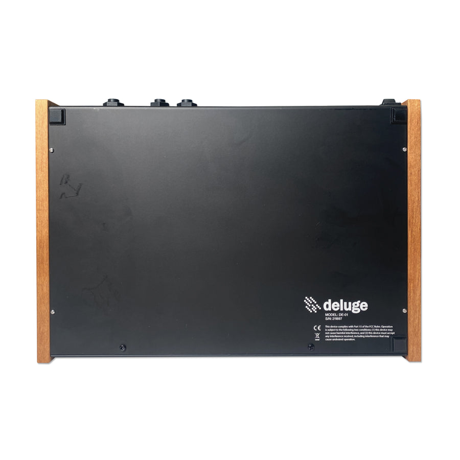 Synthstrom Deluge + Gig Bag (Used)