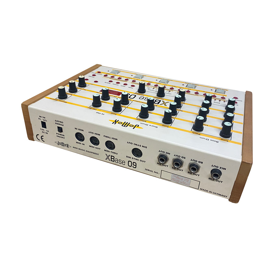 JoMox Xbase 09